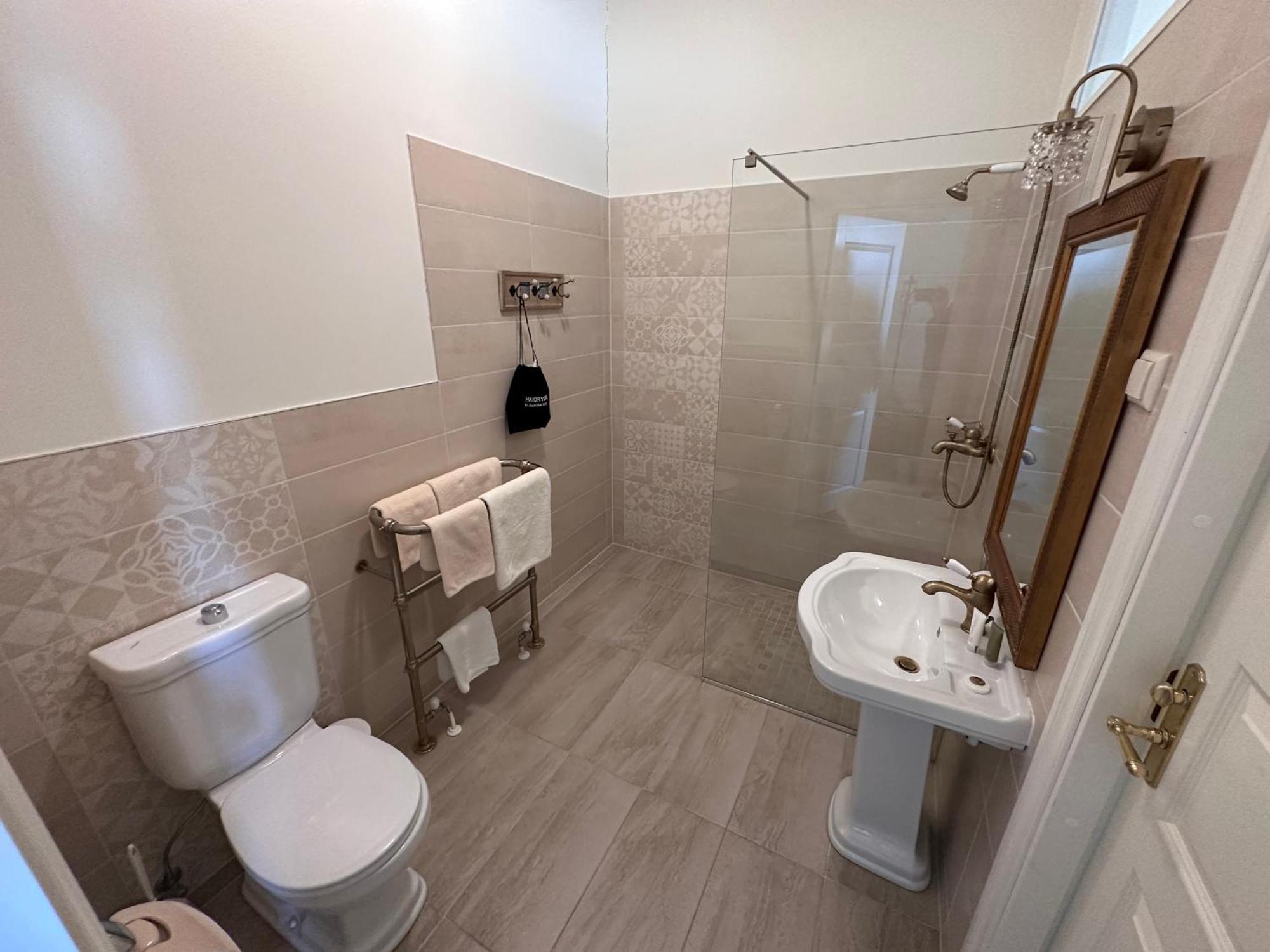 Kernu Manor Hotel & Spa Ngoại thất bức ảnh